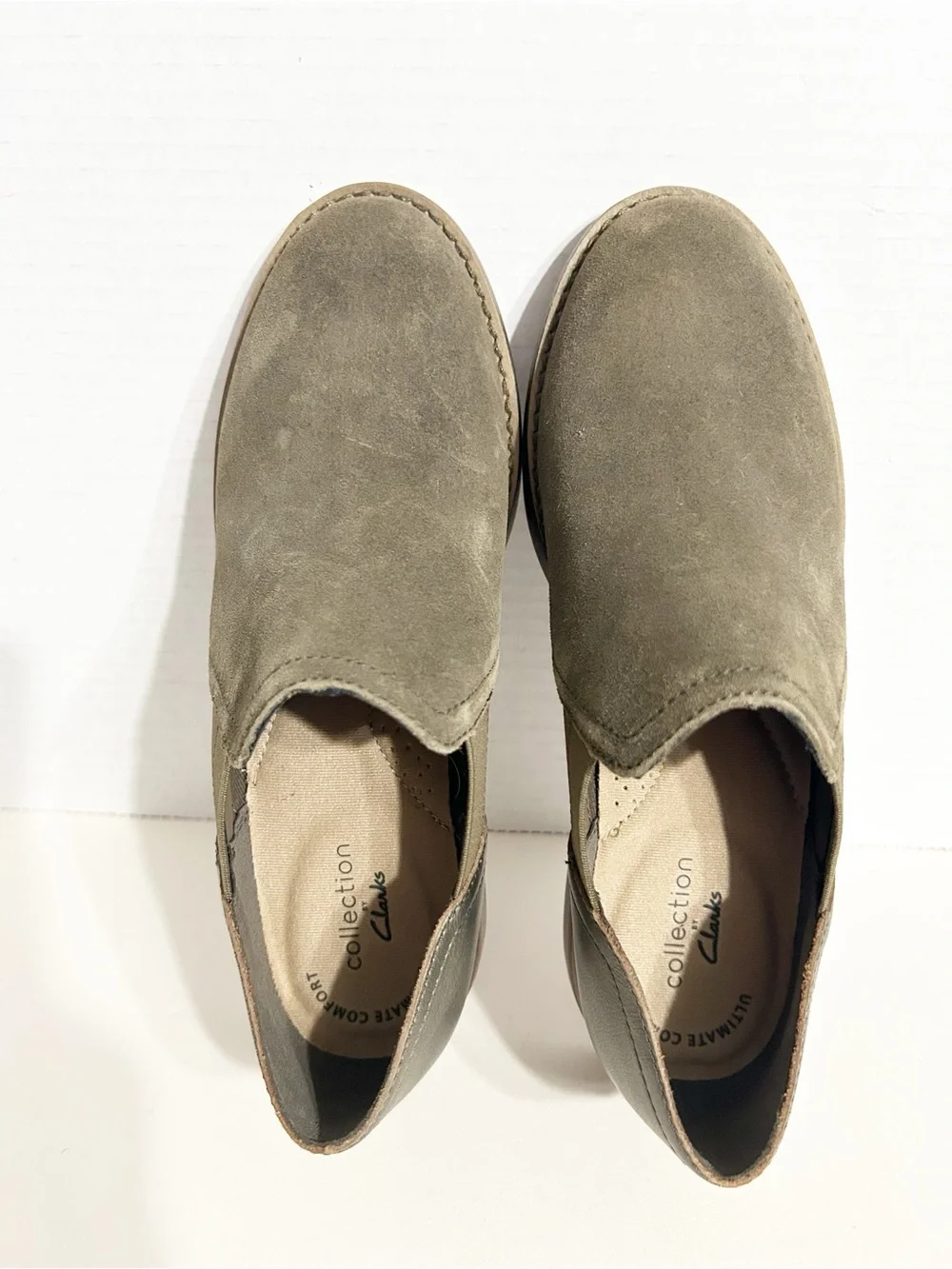 Clarks Camzin Step Dark Olive Suede Slip-On Booties Women’s US 6 Comfort Shoes